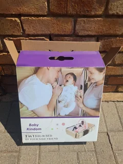 Portable Carry Cot: Bed-in-a-Bag by Baby Kingdom, NEW