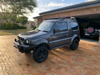 2012 Suzuki Jimny for sale-R145 000 lots of extras