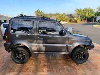 2012 Suzuki Jimny for sale-R145 000 lots of extras