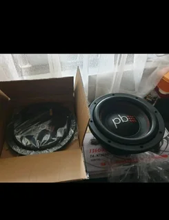 2 x 10&#34; pb subs &#43; comp box &#43; targa amp