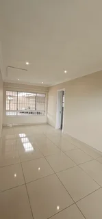 Upmarket 4 bedroom house to let on Musgrave  Road - R23 900 neg - AVAILBLE NOW - Call 0614906661