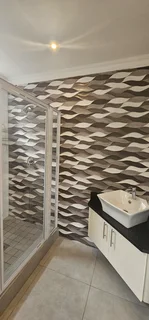 Upmarket 4 bedroom house to let on Musgrave  Road - R23 900 neg - AVAILBLE NOW - Call 0614906661