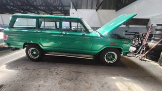 1967 Jeep Wagoneer for sale V8