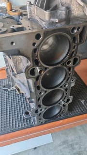 BMW 320D M47 Bare Block available
