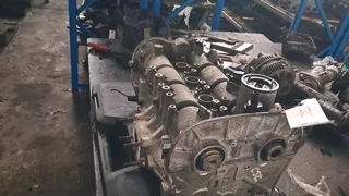 VW Tiguan 1.4 TFSI CAX Cylinder head