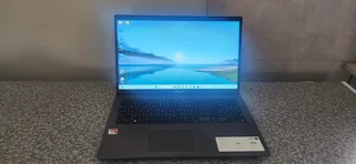 ASUS M509B Laptop