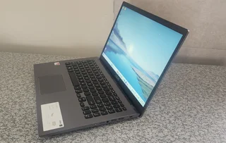 ASUS M509B Laptop