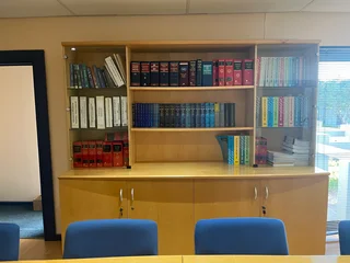 High Quality Pine Table with Chairs and large Book rack
