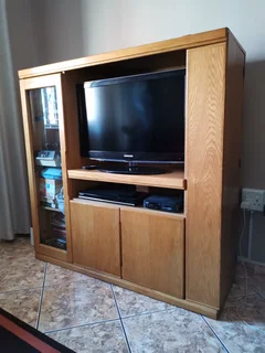 Oak TV Cabinet