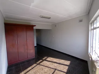 Neat Bachelor Apartment in Secure Block on Main Road