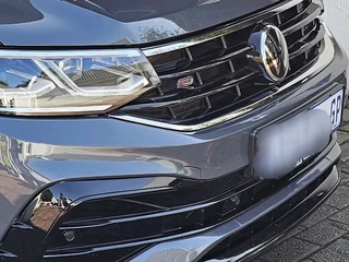 VW Tiguan 2.0 TSi DSG R-Line 4Motion 162Kw M/plan Oct 2029