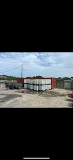 Truck parking clairwood