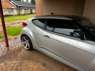 Hyundai Veloster Hatchback 1.6 GDI