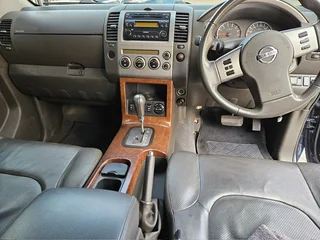Nissan Navara D/C
