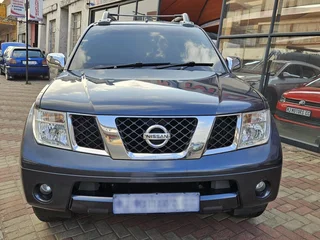 Nissan Navara D/C