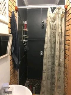 Tongaat beach bachelor apartment