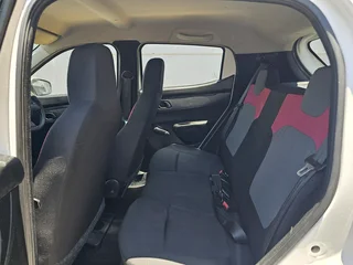 2018 Renault kwid 1.0 Automatic Full service history Spare keys