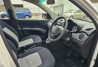 2010 Hyundai i10 1.2 Automatic full service history