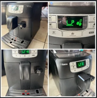 Philips Saeco Intelia Evo (One Touch)  - Half Price! (R4000 Negotiable)