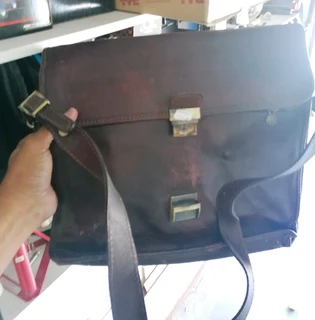 Leather bag