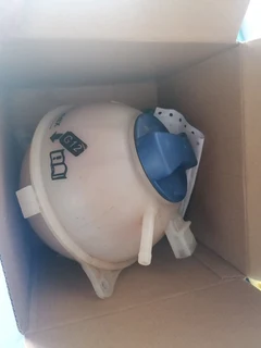 2012 - 2016 polo coolant expansion tank