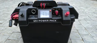 100w portable solar panel with battery box and MPPT Solar Charge Controller