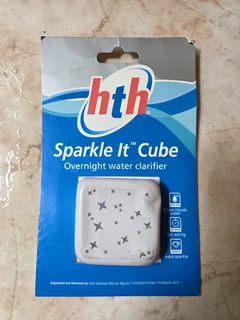 HTH Sparkle It Cube pool water clarifier
