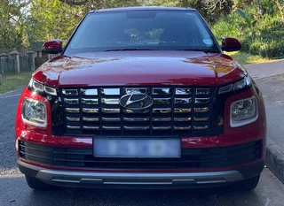 2023 Hyundai Venue – Only 13 000 km! Full Service &amp; Maintenance Plan – Excellent Condition