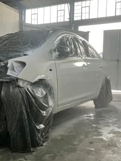 Spray painting &amp; panel beating