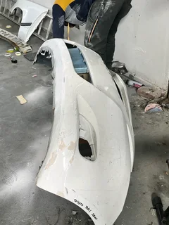 Spray painting &amp; panel beating