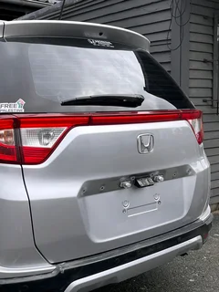 Spray painting &amp; panel beating