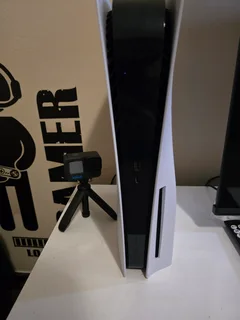 Playstation 5 disc edition  &#43; 2 controllers