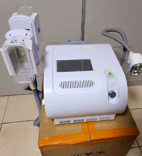 Cryolipolysis machine / fat freezing machine / slimming machine / weight loss machine / Bargain deal