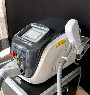 Picosecond machine / nd yag / q switch / tattoo removal / carbon facial / pigmentation removal