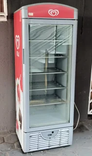 Upright freezer