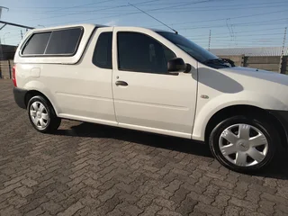 2020 Nissan NP200 Single Cab safety pack