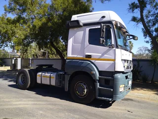 2012 AXOR 1840 Single Axle Truck Tractor for sale.