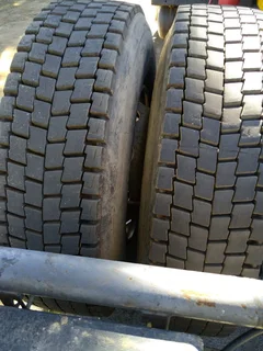 2012 AXOR 1840 Single Axle Truck Tractor for sale.