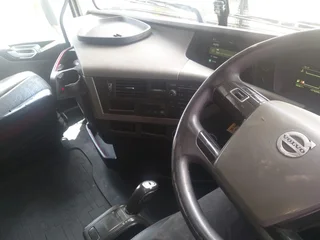 2018 VOLVO FH440 Globe Trotter Truck Tractor