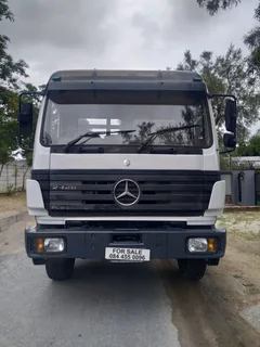 1996 Mercedes Benz with PK12000 Palfinger Crane