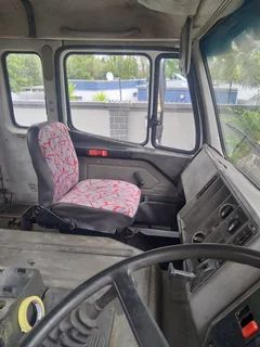 1996 Mercedes Benz with PK12000 Palfinger Crane