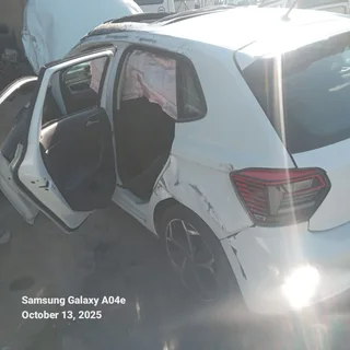 VW85- VW Polo 8 TSI 1.0  Stripping 4 Spares