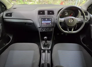 Volkswagen Polo Vivo Hatch 1.4 Comfortline - 64,400 km