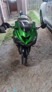 2015 Kawasaki ZZR