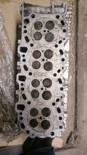 Toyota diesel d4d head