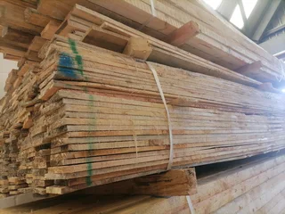 Wendy house wood and battons  forsale.