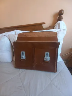 Vintage leather brief case 43cm w by 30cm h R350