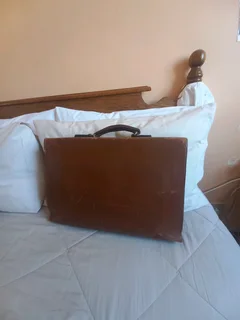 Vintage leather brief case 43cm w by 30cm h R350