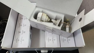 Ezviz 4 cameras including electric plugs and extensions (NVR not included &#43; antennaes damaged)