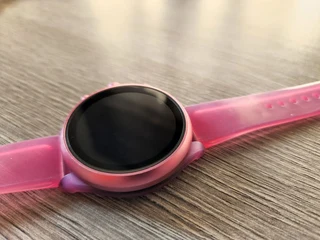 Fossil Sport 41mm Hot Pink Silicone with additional charger stand